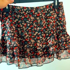 Mini Mini floral skort